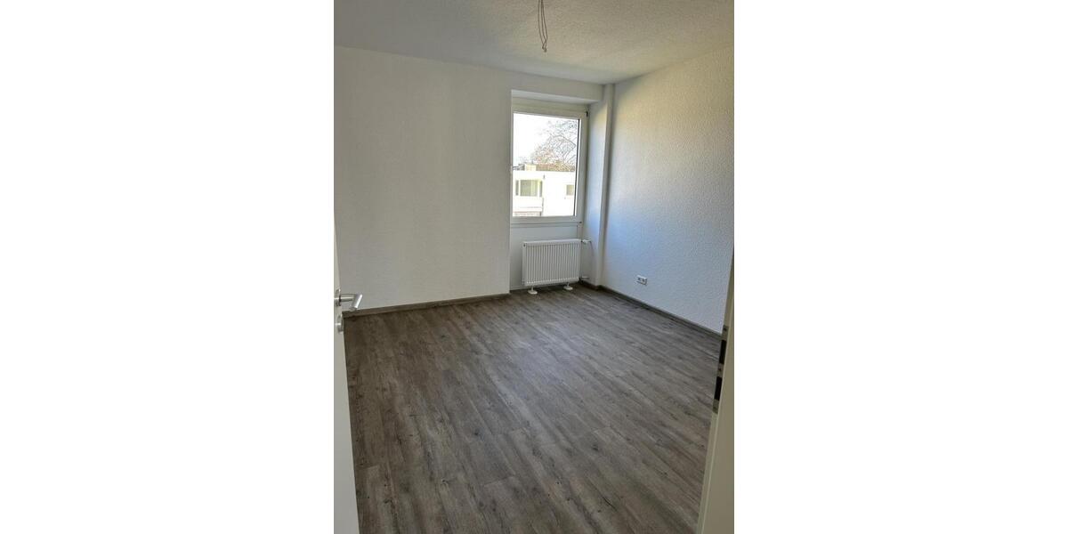 Etagenwohnung Gelsenkirchen Rotthausen - 3.5 Zimmer, 71 m&sup2;, 512&euro; | Angebot:26051345