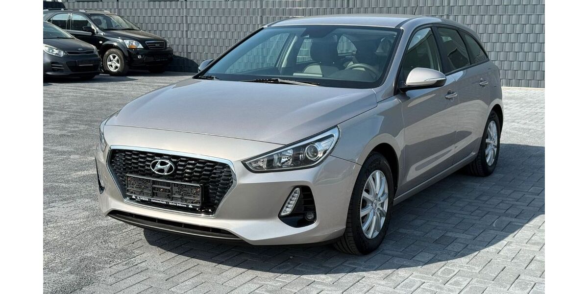 Hyundai i30 179.509 km 8.450 &euro; Dortmund 44149