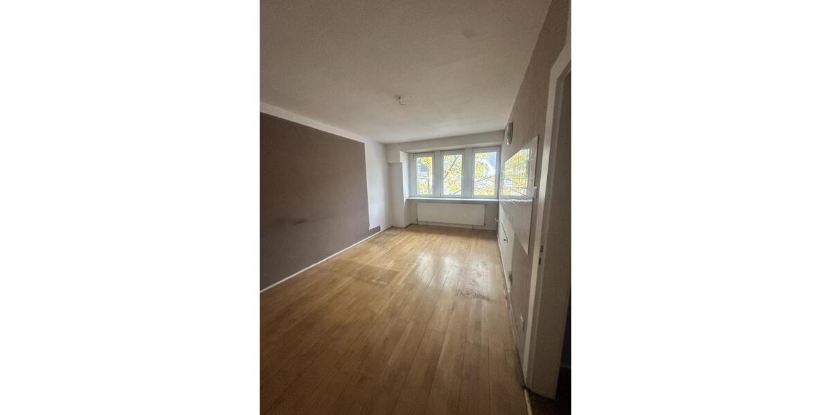 Etagenwohnung Wuppertal Gemarkung Langerfeld - 4 Zimmer, 107 m&sup2;, 980&euro; | Angebot:25648690
