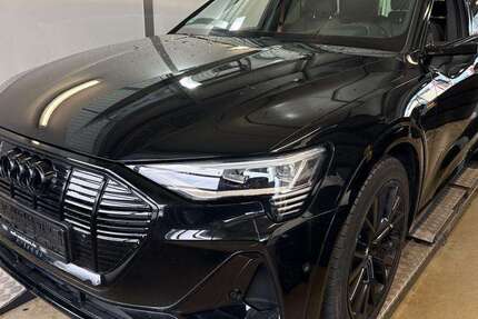 Audi e-tron 34.490 km 31.880 &euro; Hagen 58091