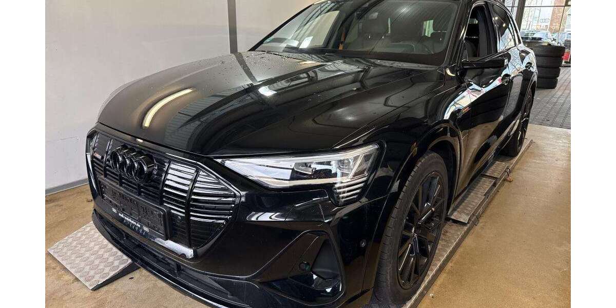 Audi e-tron 34.490 km 31.880 &euro; Hagen 58091