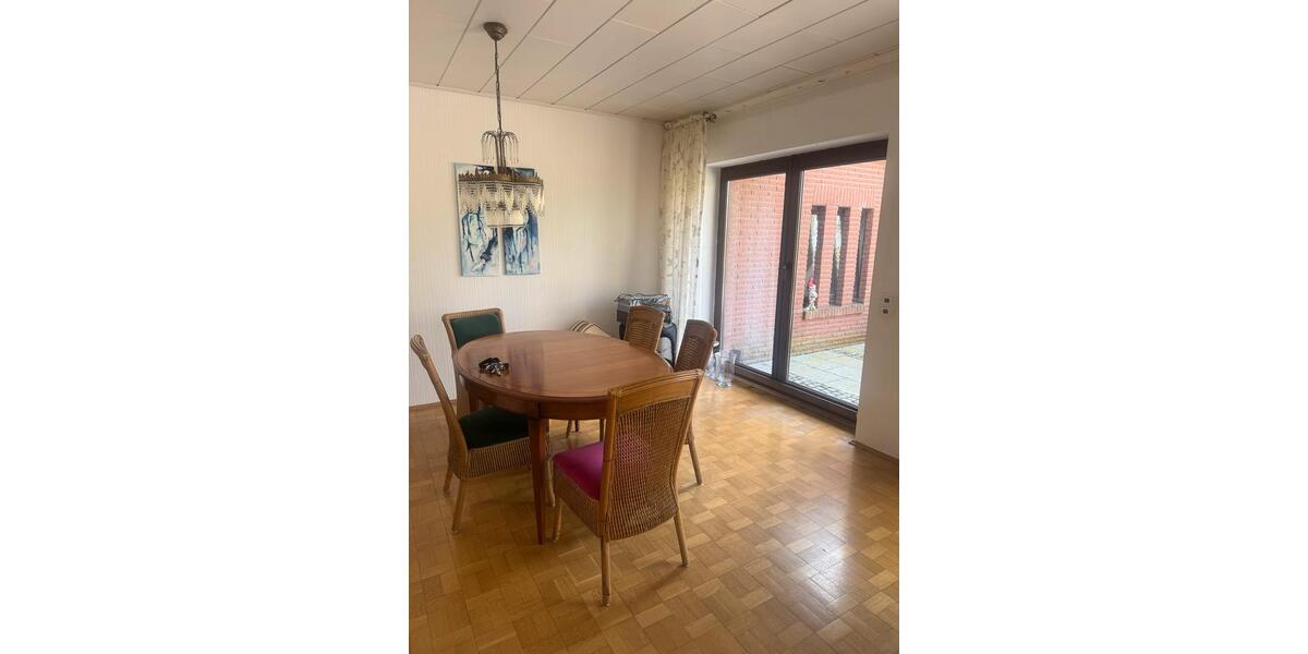 Erdgeschoßwohnung Bochum Bochum-Nord - 4 Zimmer, 125 m&sup2;, 2.500&euro; | Angebot:25869899