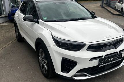 Kia Stonic 42.000 km 18.790 &euro; Gelsenkirchen 45899