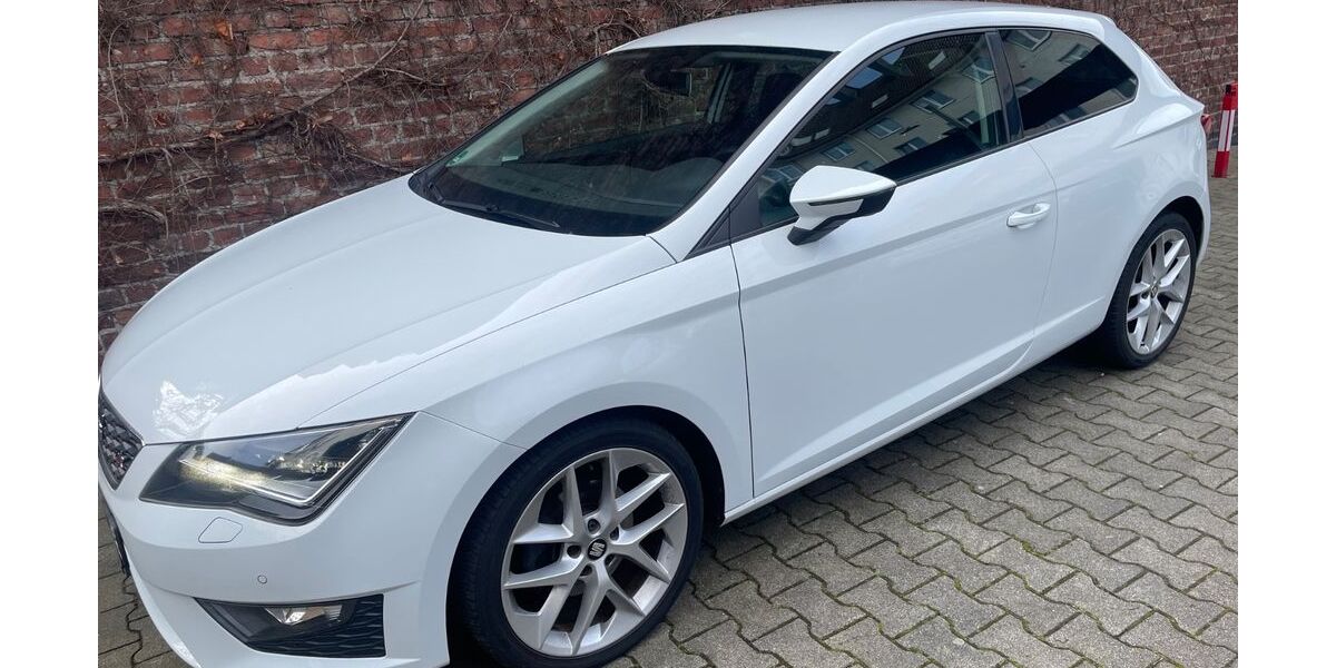 Seat Leon 141.000 km 12.250 &euro; Hagen 58089