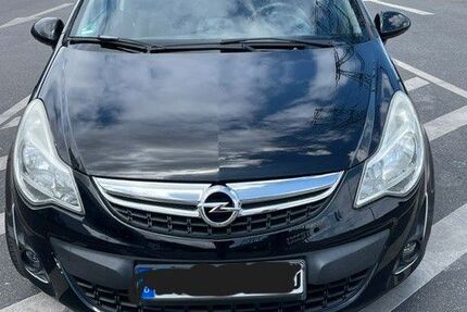 Opel Corsa 129.000 km 4.500 &euro; Essen 45128