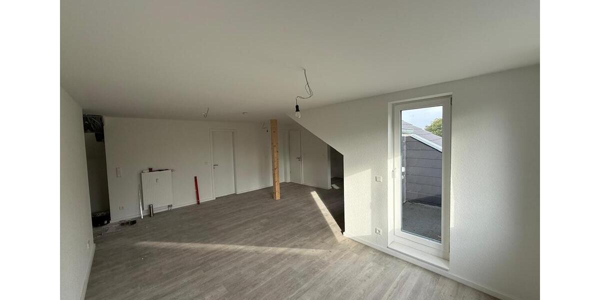 Dachgeschoßwohnung Datteln - 2 Zimmer, 60 m&sup2;, 600&euro; | Angebot:26429539