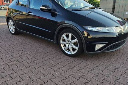 Honda Civic 226.000 km 4.600 &euro; Wuppertal 42289