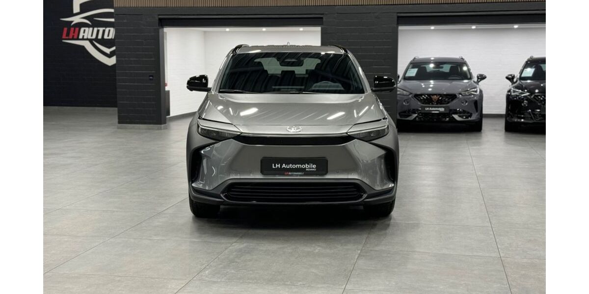 Toyota bZ4X 14.195 km 28.490 &euro; Lüdinghausen 59348