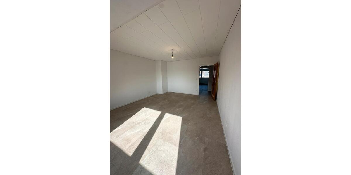 Dachgeschoßwohnung Recklinghausen König Ludwig - 3 Zimmer, 72 m&sup2;, 99.000&euro; | Angebot:25841468