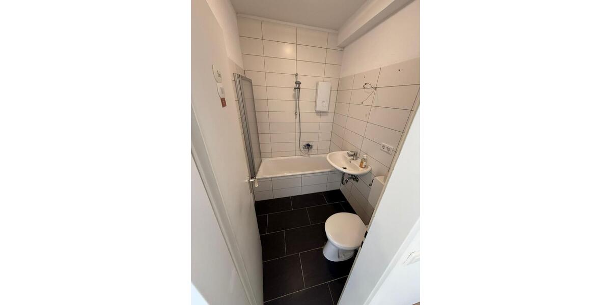 Etagenwohnung Wuppertal Gemarkung Nächstebreck - 1 Zimmer, 35 m&sup2;, 310&euro; | Angebot:25824144