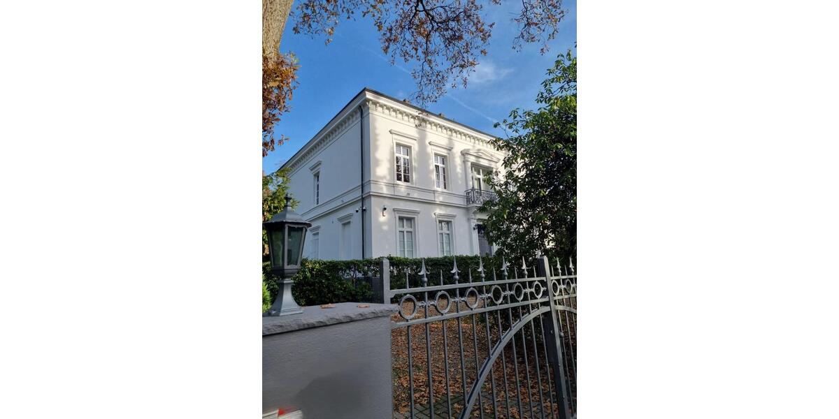 Erdgeschoßwohnung Wuppertal Gemarkung Langerfeld - 4 Zimmer, 200 m&sup2;, 3.000&euro; | Angebot:25394175