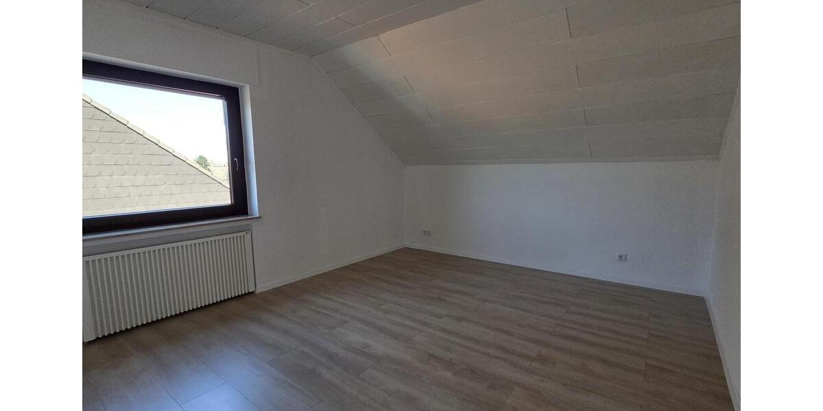 Etagenwohnung Dortmund Brackel - 2 Zimmer, 74 m&sup2;, 695&euro; | Angebot:25793293