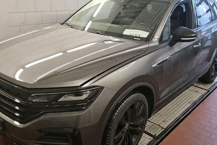 VW Touareg 64.617 km 53.890 &euro; Hagen 58091