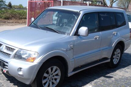 Mitsubishi Pajero 336.000 km 3.990 &euro; Lünen 44532