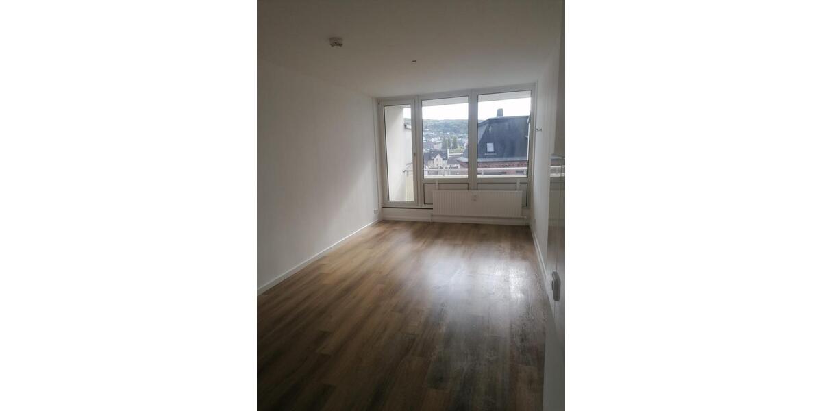 Etagenwohnung Wuppertal - 1 Zimmer, 32 m&sup2;, 350&euro; | Angebot:25406297