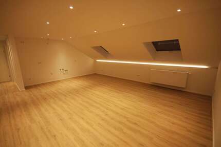 Wohnung Wuppertal Ostersbaum - 3 Zimmer, 101 m&sup2;, 895&euro; | Angebot:24388039