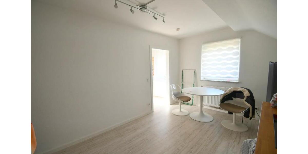 Dachgeschoßwohnung Recklinghausen Berghausen - 2.5 Zimmer, 54 m&sup2;, 670&euro; | Angebot:26415532
