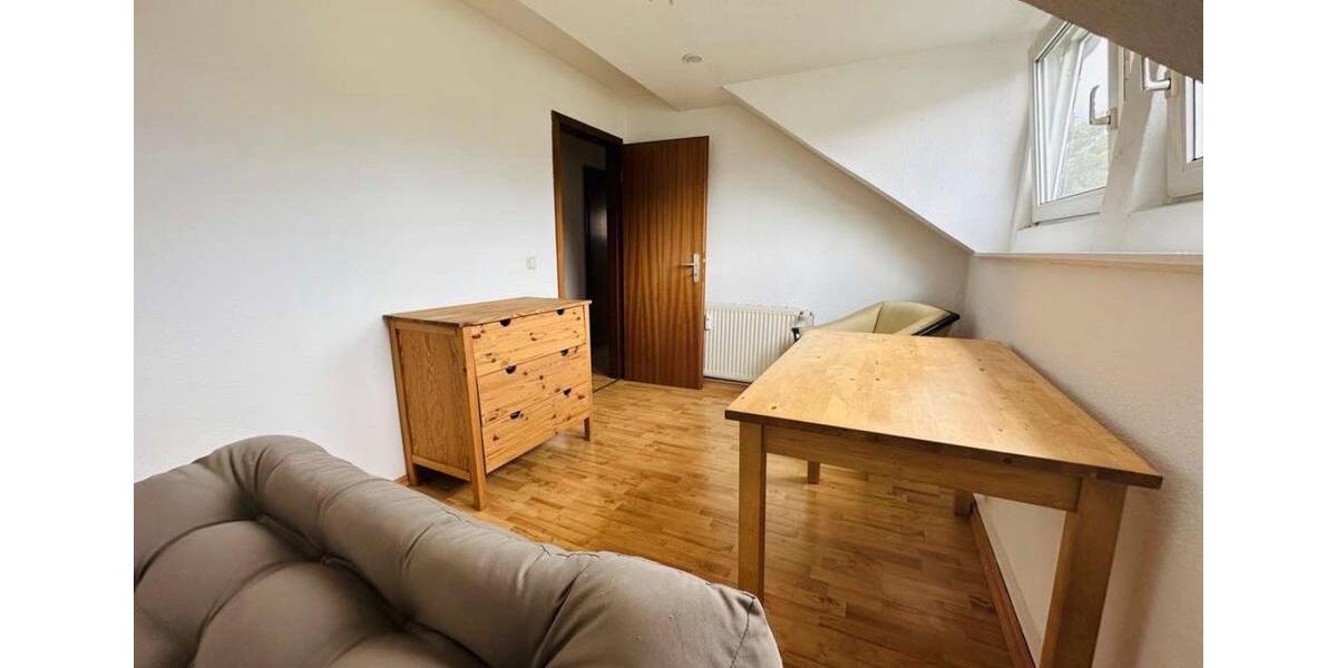Dachgeschoßwohnung Essen Stadtbezirk IX - 2 Zimmer, 36 m&sup2;, 475&euro; | Angebot:25612943