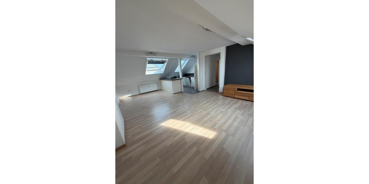 Dachgeschoßwohnung Dortmund Brackel - 2 Zimmer, 50 m&sup2;, 500&euro; | Angebot:25895252