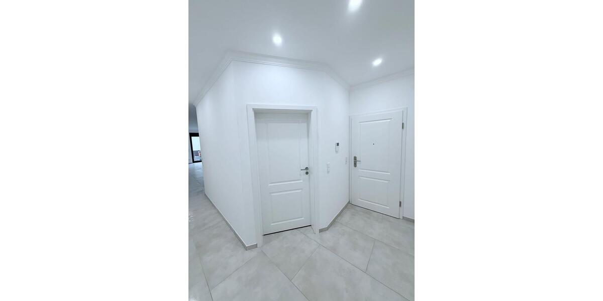 Erdgeschoßwohnung Wuppertal Gemarkung Langerfeld - 2 Zimmer, 82 m&sup2;, 850&euro; | Angebot:25874684