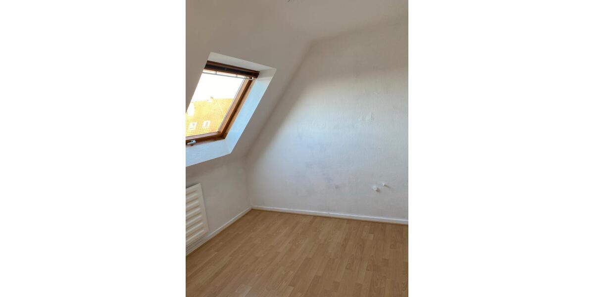 Dachgeschoßwohnung Hattingen - 3 Zimmer, 80 m&sup2;, 820&euro; | Angebot:25961184