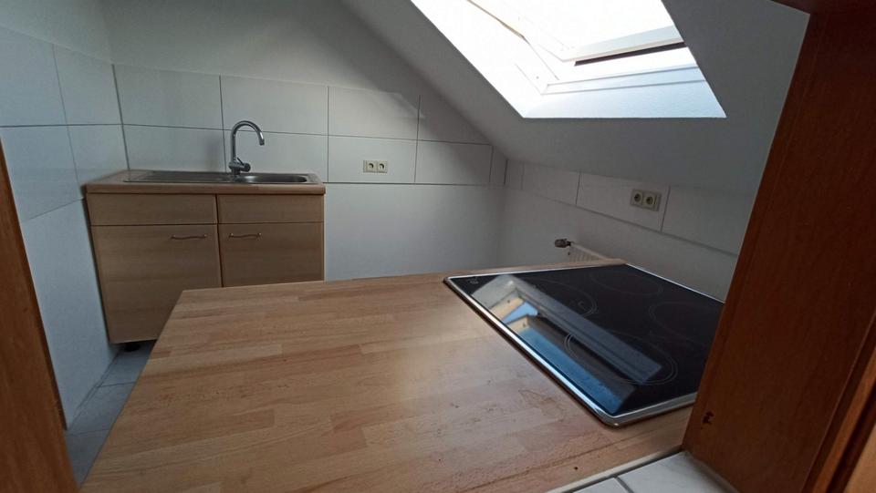 Dachgeschoßwohnung Wuppertal Gemarkung Langerfeld - 2 Zimmer, 60 m&sup2;, 450&euro; | Angebot:26026065