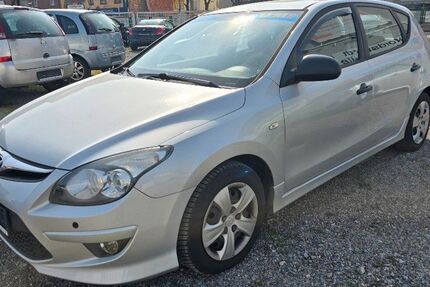 Hyundai i30 114.850 km 3.900 &euro; Dortmund 44145