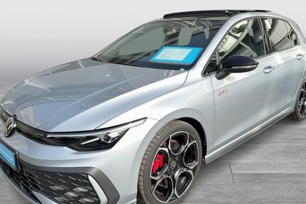 VW Golf 8.455 km 39.460 &euro; Dortmund 44141