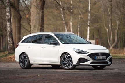 Hyundai i30 232.635 km 10.900 &euro; Wuppertal 42399