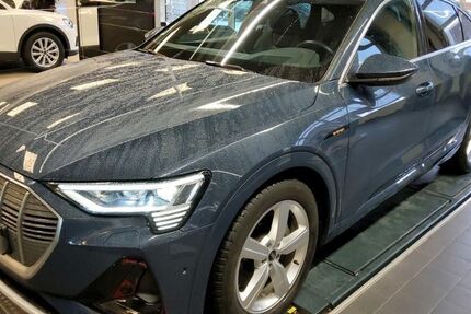 Audi e-tron 54.326 km 34.060 &euro; Hagen 58091