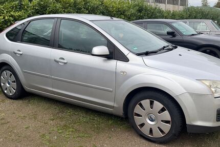 Ford Focus 139.000 km 2.900 &euro; Oer-Erkenschwick 45739