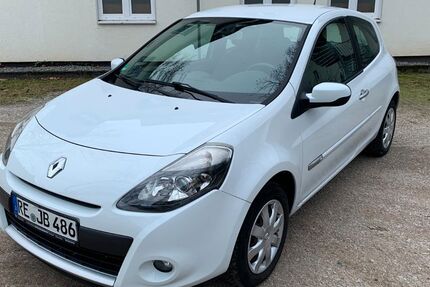 Renault Clio 165.000 km 2.800 &euro; Recklinghausen 45665