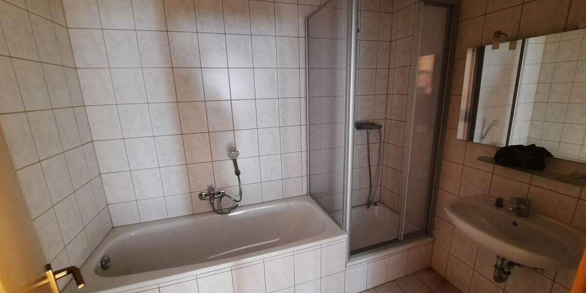 Etagenwohnung Hagen Boele - 3 Zimmer, 73 m&sup2;, 590&euro; | Angebot:25678882