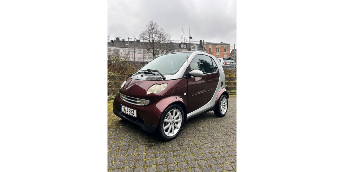 Smart ForTwo 119.968 km 2.590 &euro; Wuppertal 42289