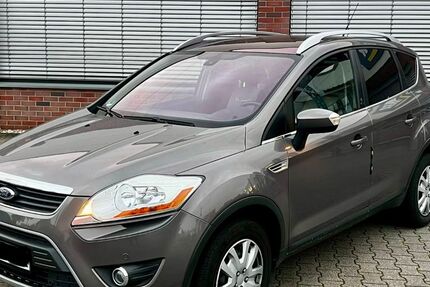 Ford Kuga 99.621 km 6.799 &euro; Mülheim an der Ruhr 45467