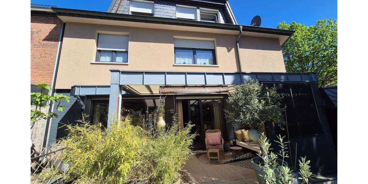 Einfamilienhaus Oberhausen Osterfeld - 10 Zimmer, 209 m&sup2;, 629.000&euro; | Angebot:26770342