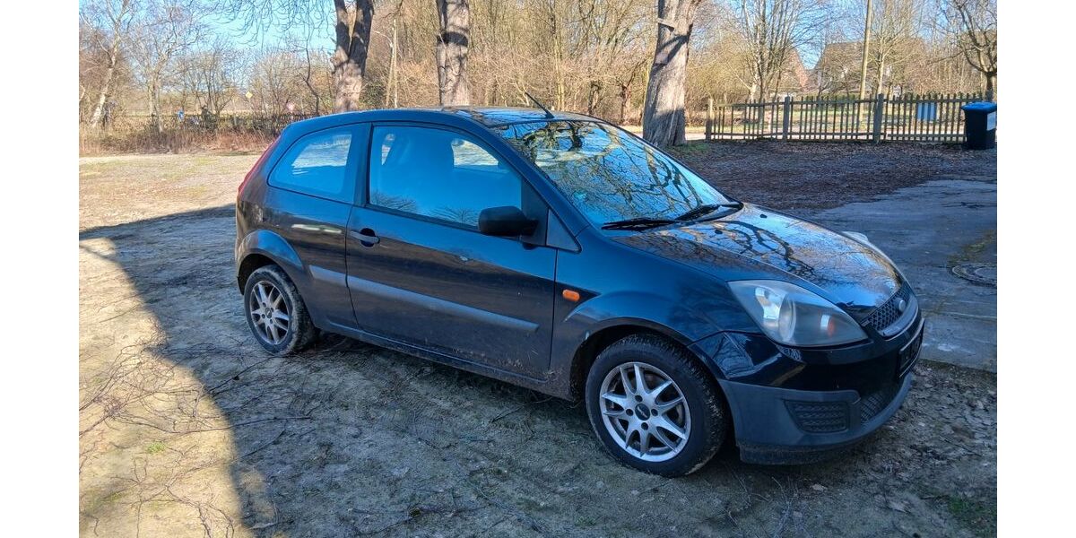 Ford Fiesta 156.506 km 1.200 &euro; Dortmund 44227