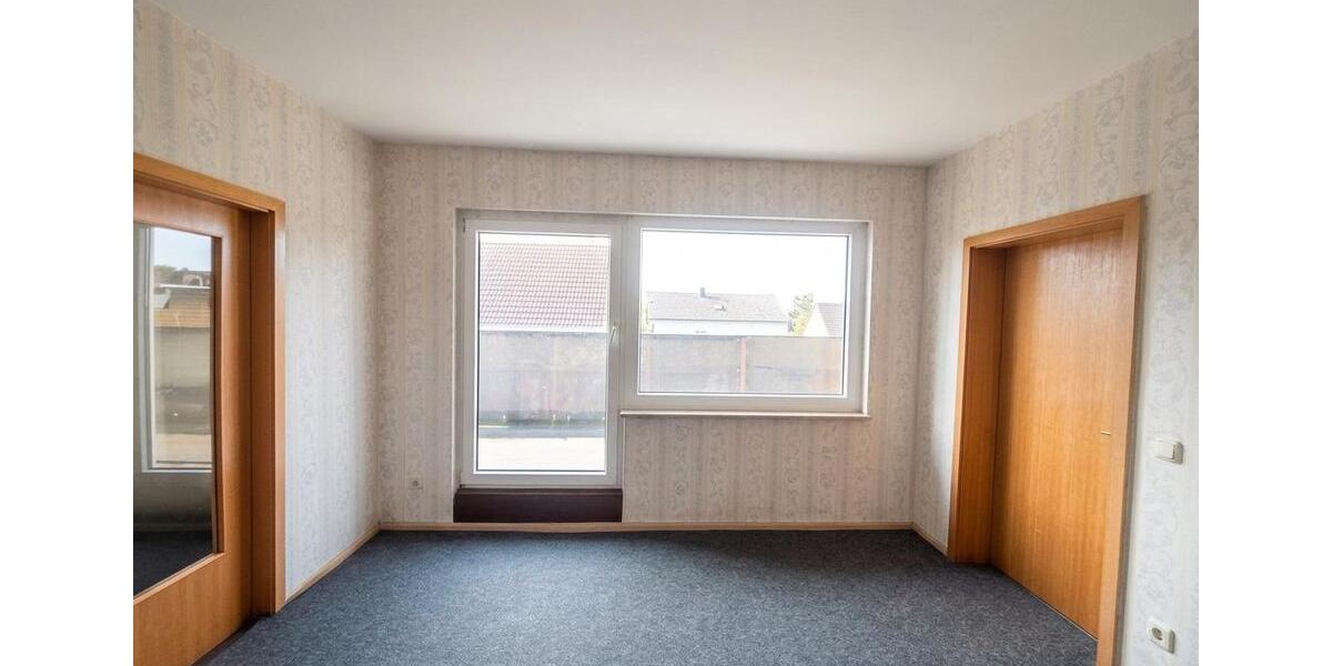 Etagenwohnung Oberhausen - 4 Zimmer, 80 m&sup2;, 136.000&euro; | Angebot:26483354