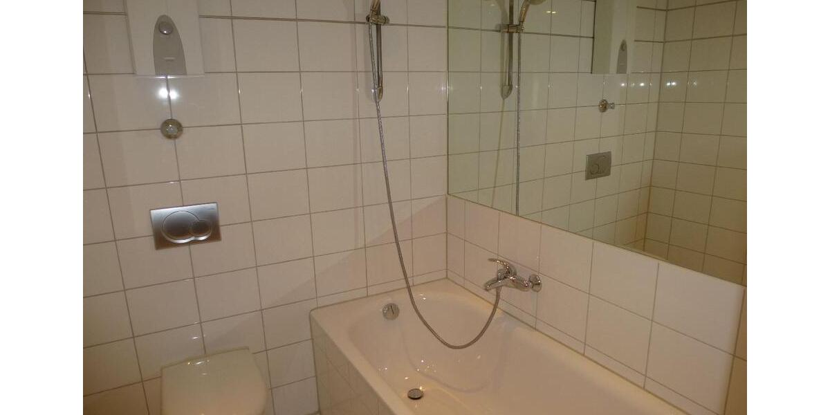 Etagenwohnung Dortmund Innenstadt West - 3 Zimmer, 65 m&sup2;, 612&euro; | Angebot:22069649