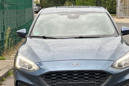 Ford Focus 242.734 km 8.999 &euro; Essen 45276
