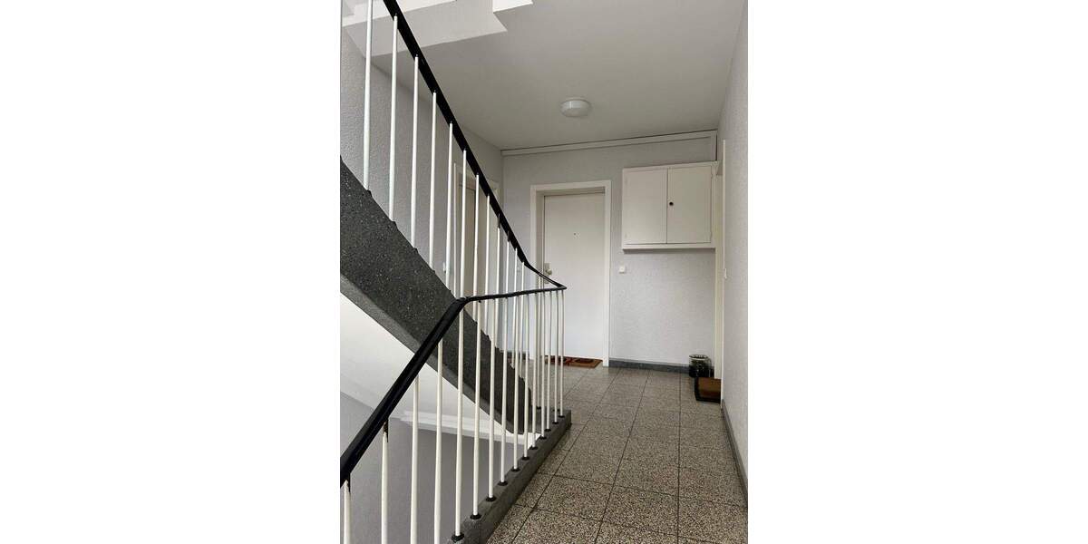 Etagenwohnung Wuppertal Barmen - 3 Zimmer, 92 m&sup2;, 165.000&euro; | Angebot:25701183