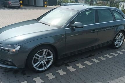Audi A4 251.000 km 10.900 &euro; Wuppertal 42109