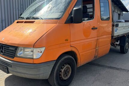 Mercedes-Benz Sprinter 275.000 km 3.450 &euro; Essen 45356