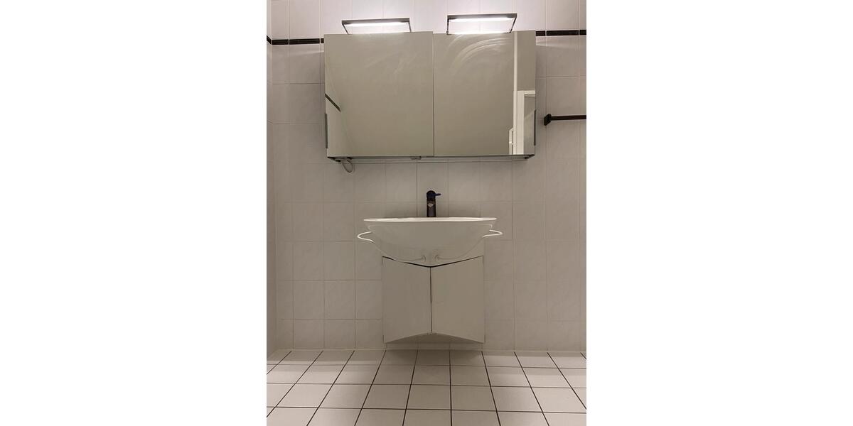 Dachgeschoßwohnung Bochum Bochum-Mitte - 2 Zimmer, 77 m&sup2;, 850&euro; | Angebot:26676634