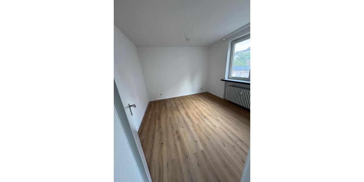 Etagenwohnung Lünen Brambauer - 3 Zimmer, 76 m&sup2;, 722&euro; | Angebot:25646299