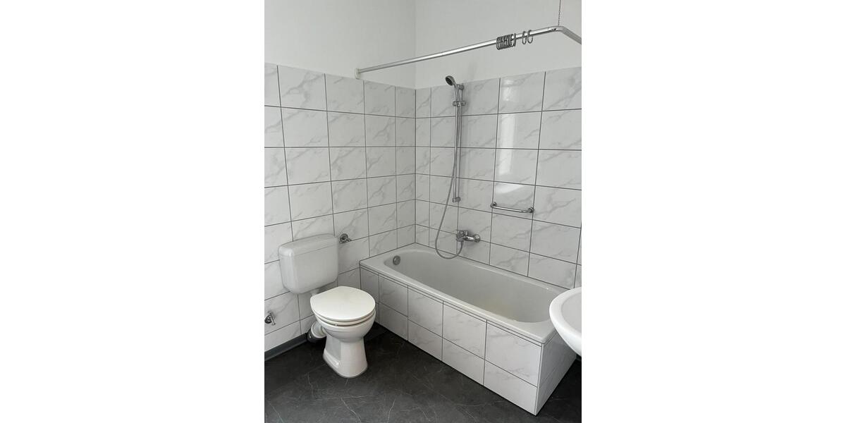 Etagenwohnung Wuppertal Gemarkung Langerfeld - 2 Zimmer, 60 m&sup2;, 420&euro; | Angebot:25924125