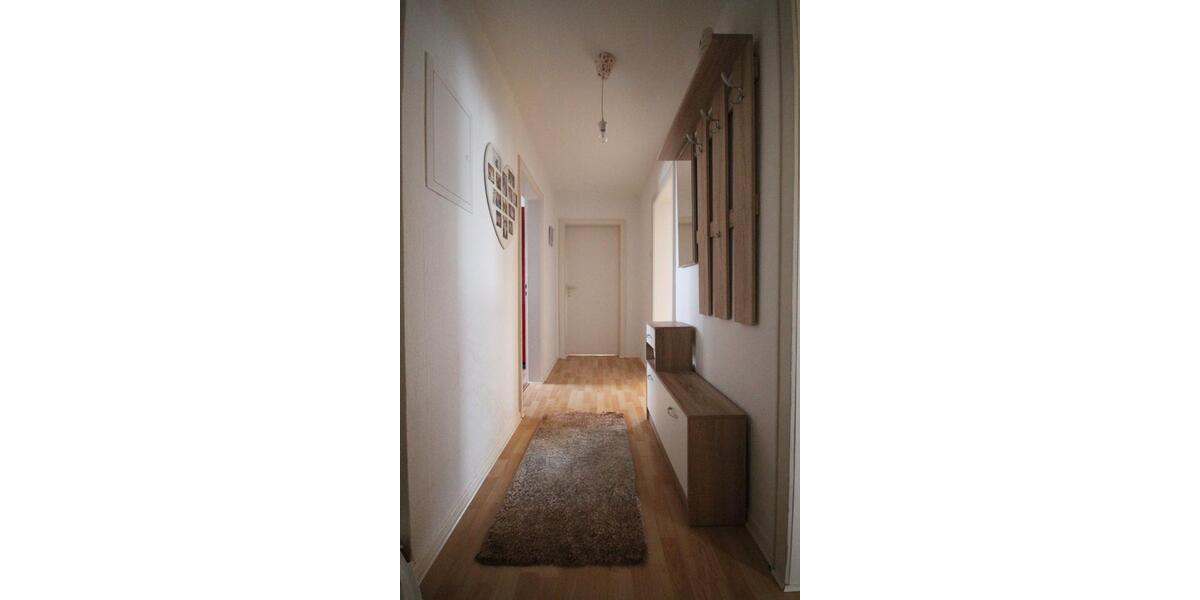 Dachgeschoßwohnung Hattingen - 3.5 Zimmer, 67 m&sup2;, 600&euro; | Angebot:25920008