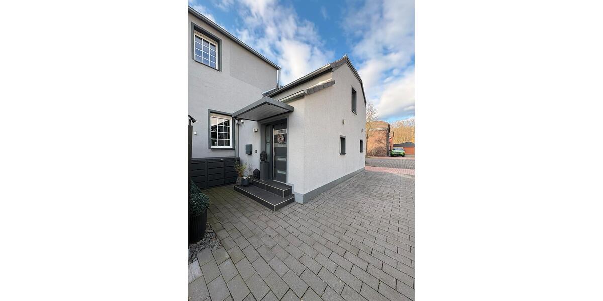 Doppelhaushälfte Essen Stadtbezirk IV - 2 Zimmer, 94 m&sup2;, 310.000&euro; | Angebot:25077843