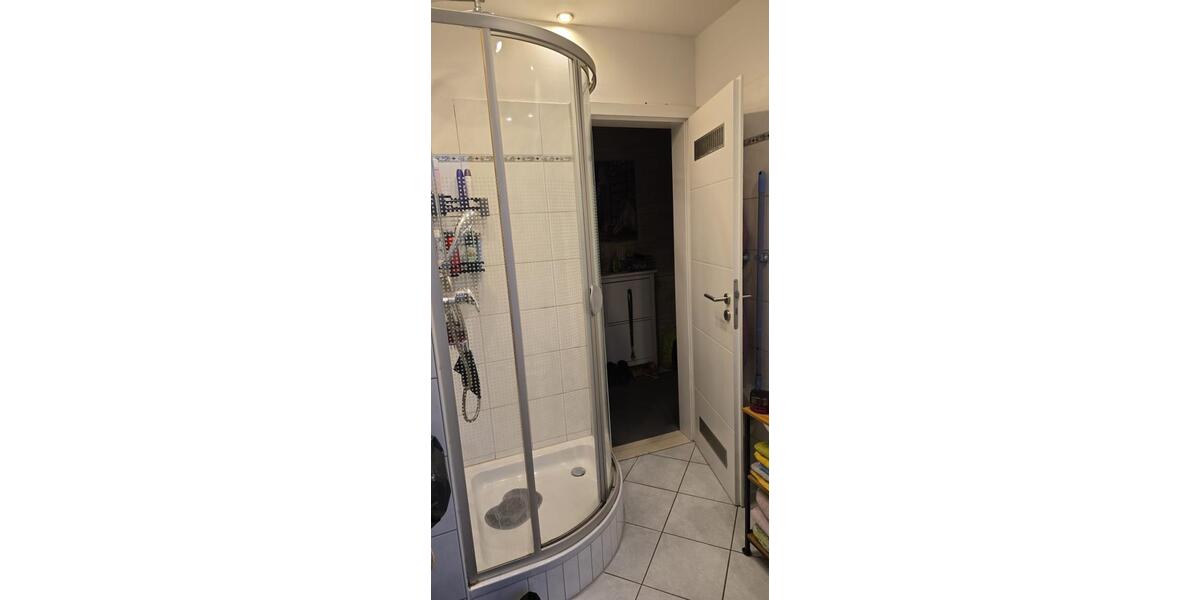 Hochparterre Wuppertal Barmen - 4 Zimmer, 92 m&sup2;, 220.000&euro; | Angebot:24836137