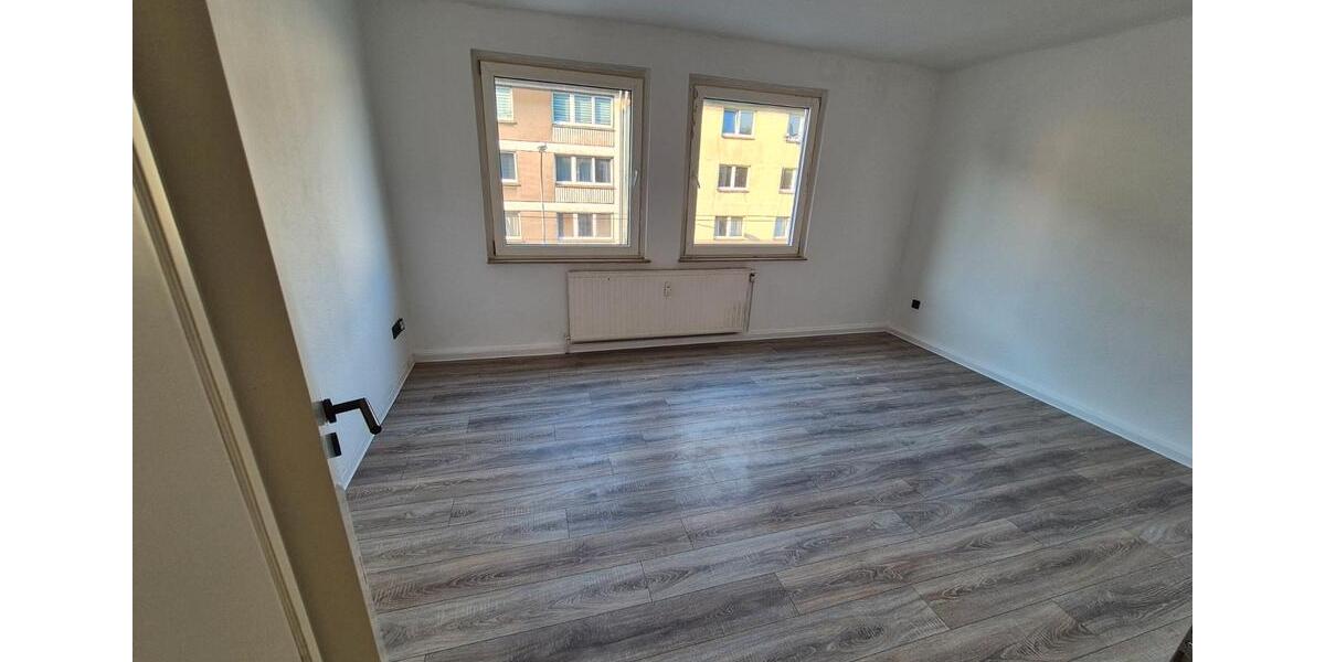 Erdgeschoßwohnung Essen Stadtbezirk III - 2 Zimmer, 57 m&sup2;, 485&euro; | Angebot:26023941